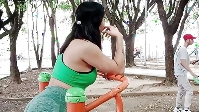 Beautiful Latina finds Liam's horny guy in the park and proposes that he fuck her pussy - Porn in Spanish